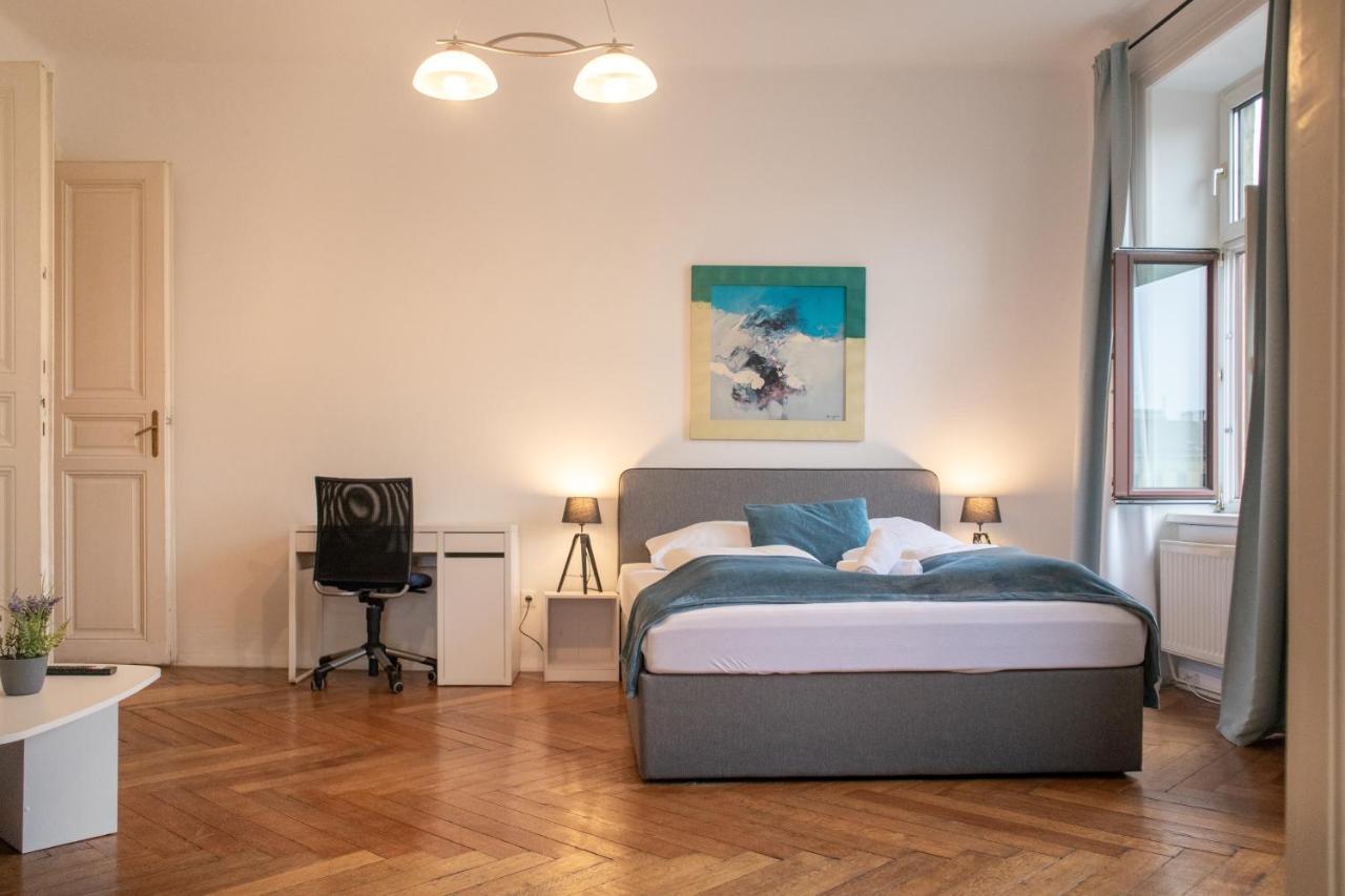 Roomy 2Br Apt. Near Akh -Perfect For Longstays Vienna Esterno foto