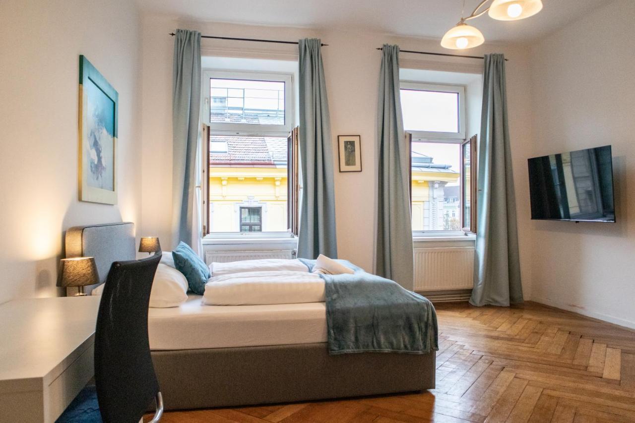 Roomy 2Br Apt. Near Akh -Perfect For Longstays Vienna Esterno foto